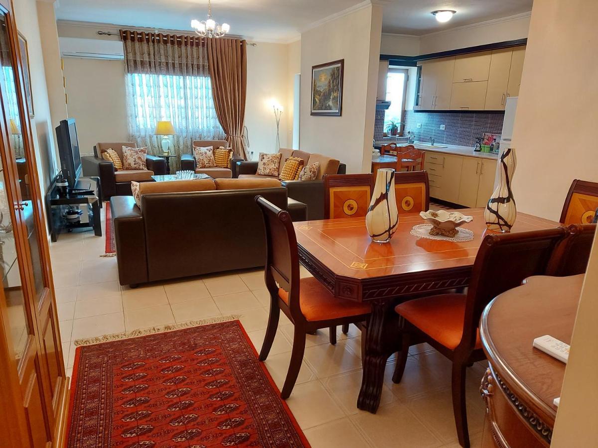 Geni Apartment Korcza Zewnętrze zdjęcie